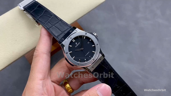 542.NX.1171.LR Hublot Classic Fusion Automatic Black