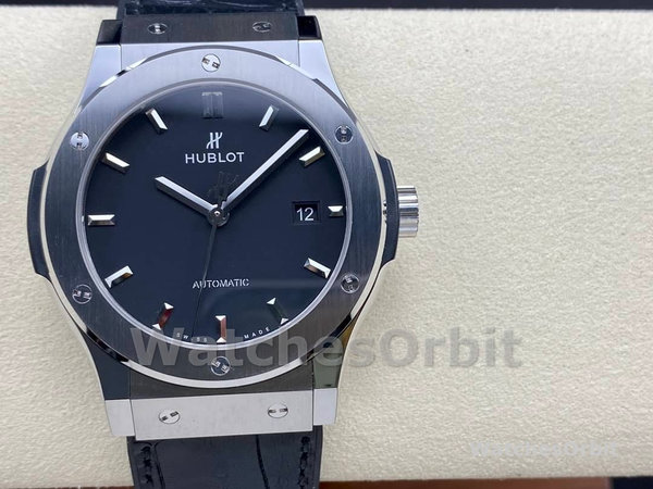 542.NX.1171.LR Hublot Classic Fusion Automatic Black