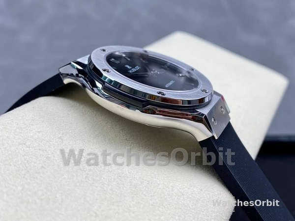 542.NX.1171.RX Hublot Classic Fusion Automatic Rubber