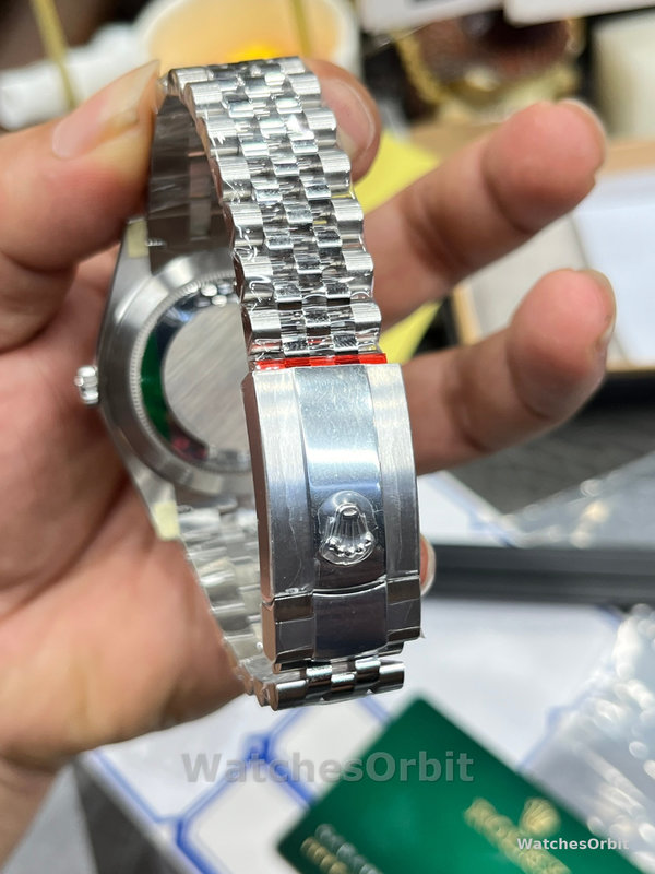 Rolex Datejust 41 Mint Green Dial with Smooth Bezel 126300 Men's Watch