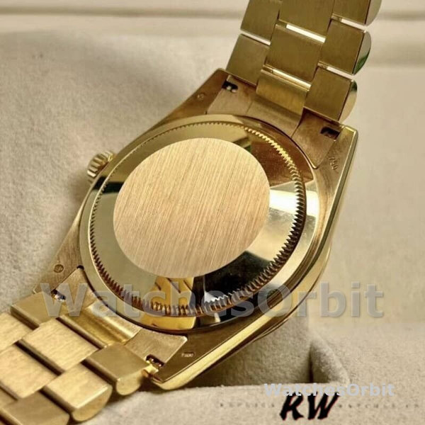 Rolex Day-Date 118208 Silver Dial Domed Bezel 36mm Unisex Replica Watch