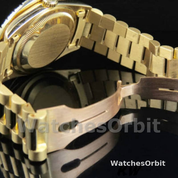 Rolex Day-Date 118208 Yellow Gold Green Diamond Paved Arabic Dial 36mm Unisex Replica Watch