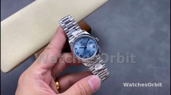 Rolex Day-Date 228236 0012 Fluted Bezel Ice Blue Dial 40MM Mens Replica Watch