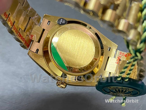 Rolex Day-Date 40 18K Yellow Gold Diamond Paved Dial Diamond m228348rbr 0037