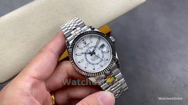 Rolex Sky Dweller 42 White Dial Fluted Bezel M336934 0004 Men's Watch