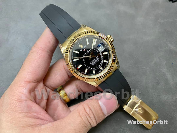 Rolex Sky Dweller m336238 0002 Yellow Gold Black Dial 42mm Mens Replica Watch