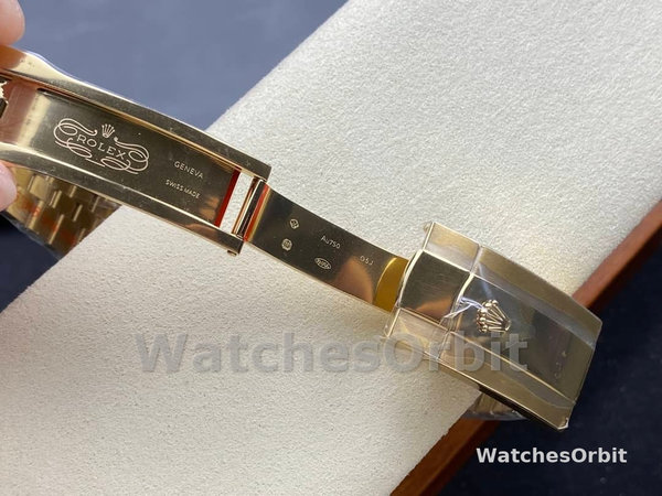 Rolex Sky-Dweller m336938-0004 Yellow Gold Champagne Dial 42mm Mens Replica Watch